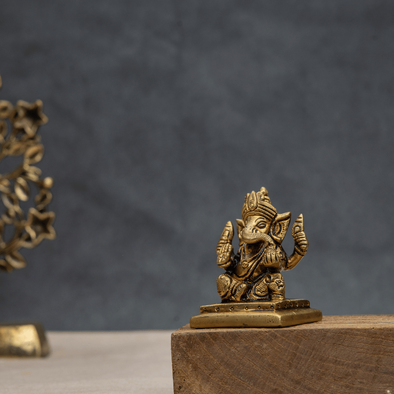 Handcrafted Brass Little Ganesha with Simple Pagdi – Lord Ganesha Idol for Good Fortune