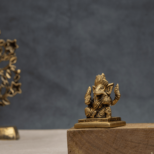 Handcrafted Brass Little Ganesha with Simple Pagdi – Lord Ganesha Idol for Good Fortune